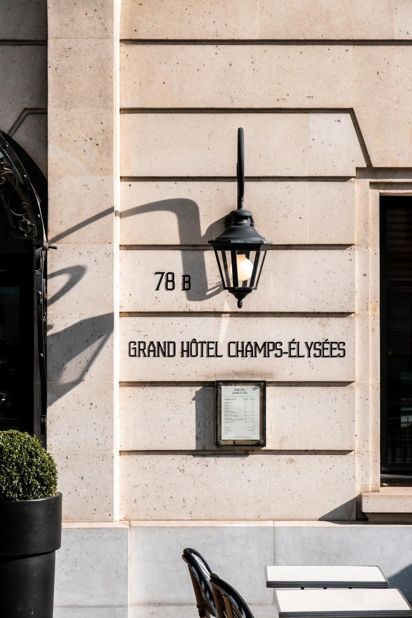 Grand Hotel Champs-Elysees Paris Exterior photo