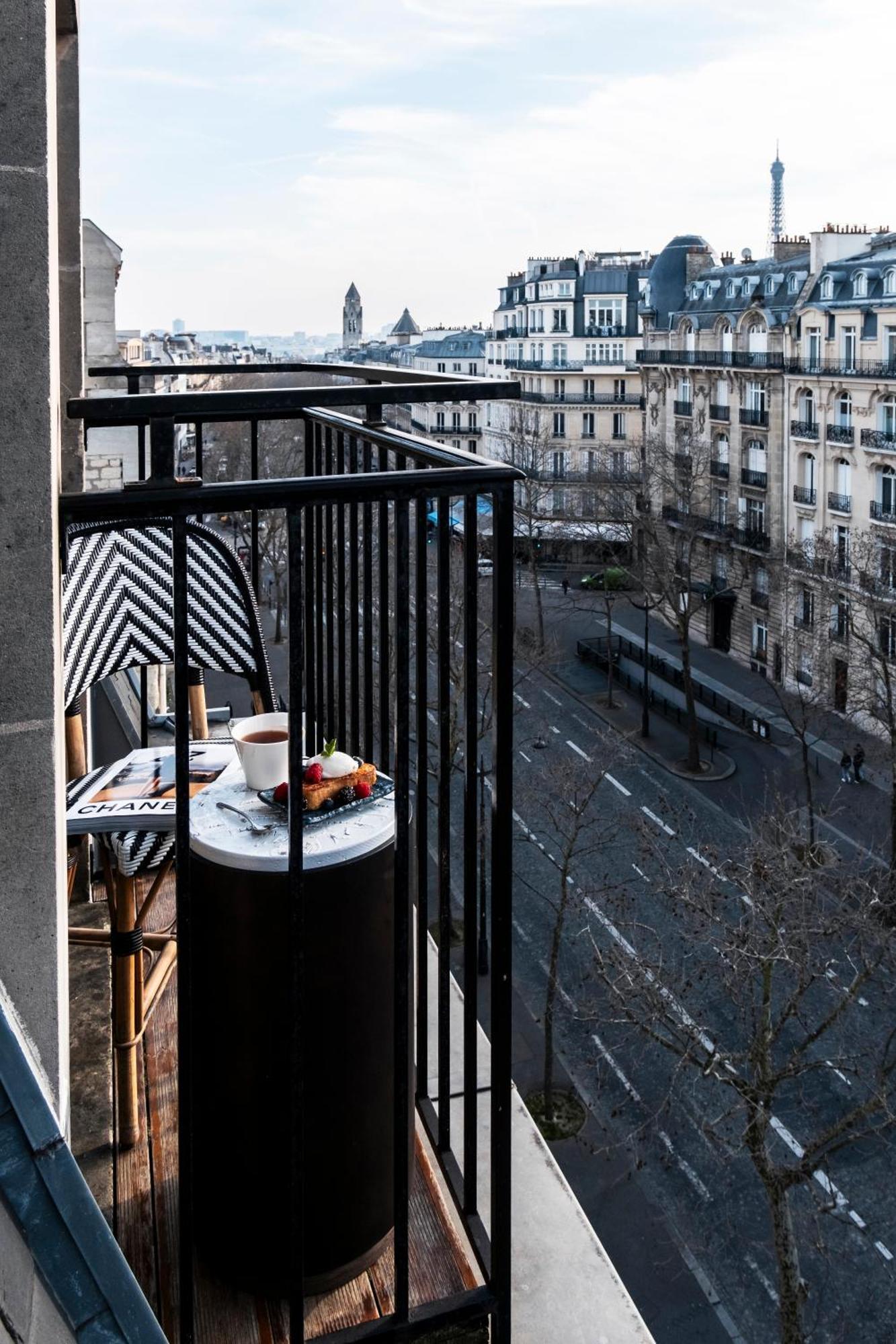 Grand Hotel Champs-Elysees Paris Exterior photo